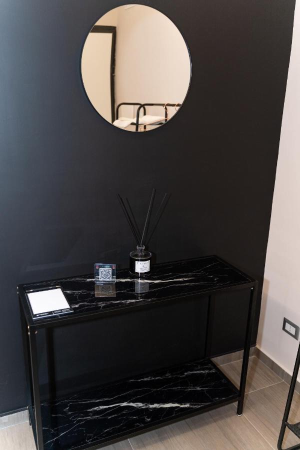 Intimity Luxury Rooms Qualiano Esterno foto