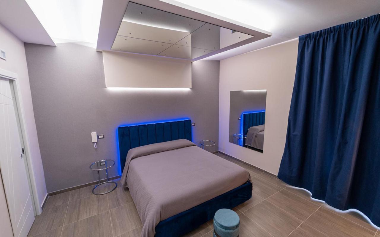 Intimity Luxury Rooms Qualiano Esterno foto