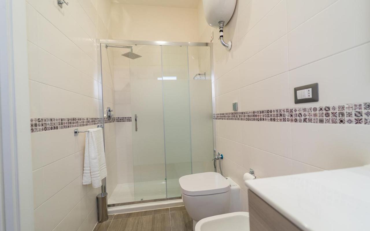 Intimity Luxury Rooms Qualiano Esterno foto