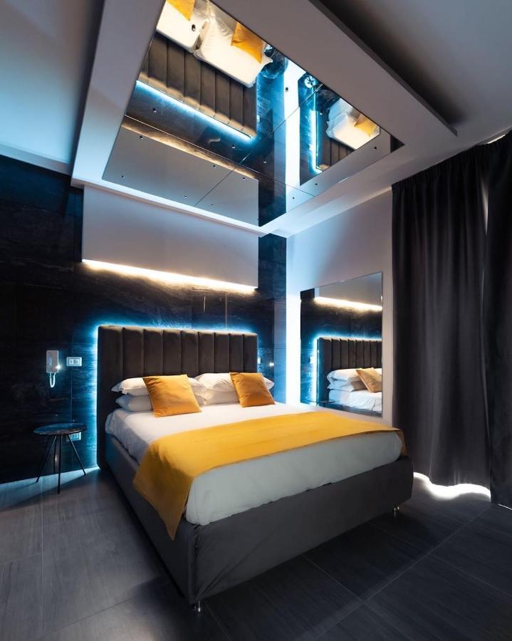 Intimity Luxury Rooms Qualiano Esterno foto